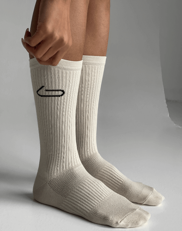 Шкарпетки логотип збоку, молочні - Фото 2