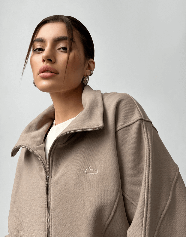 Кофта з декоративними швами на блискавці, капучіно - Фото 6