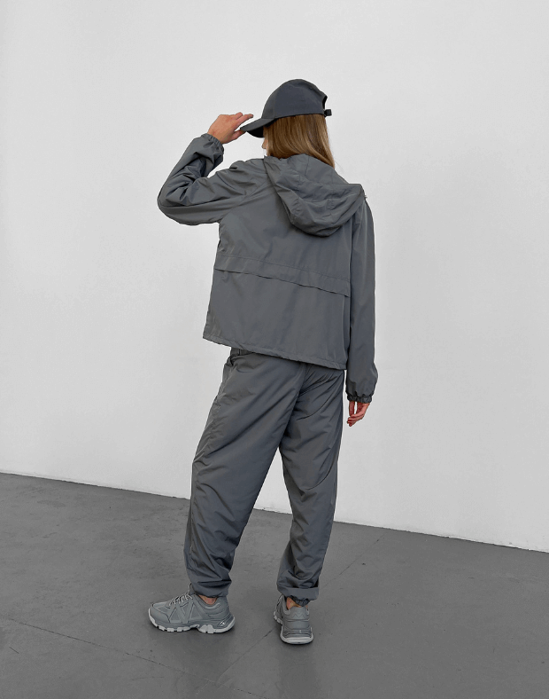 Комплект куртка з капюшоном та джогери з плащової тканини, сірі - Фото 2
