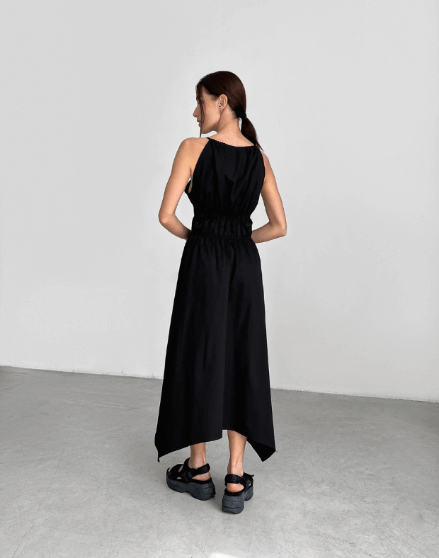 Сукня довжини максі зі зборками, чорна - Фото 2
