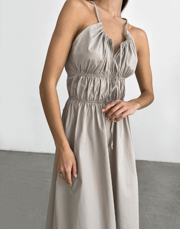 Сукня довжини максі зі зборками, холодний беж - Фото 5