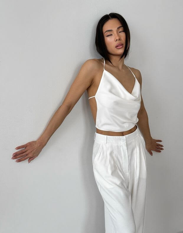 Сатиновий топ з регуляторами на спині, молочий - Фото 3