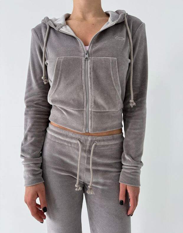 Вкорочений велюровий жіночий худі на блискавці, сірий - Фото 1
