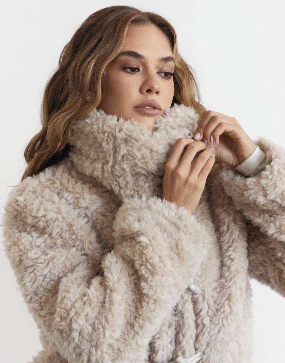 Курточка тедді з натуральної 100% вовни з воротом-стійкою, бежева - Фото 5