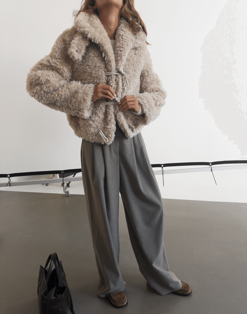 Курточка тедді з натуральної 100% вовни з воротом-стійкою, бежева - Фото 4