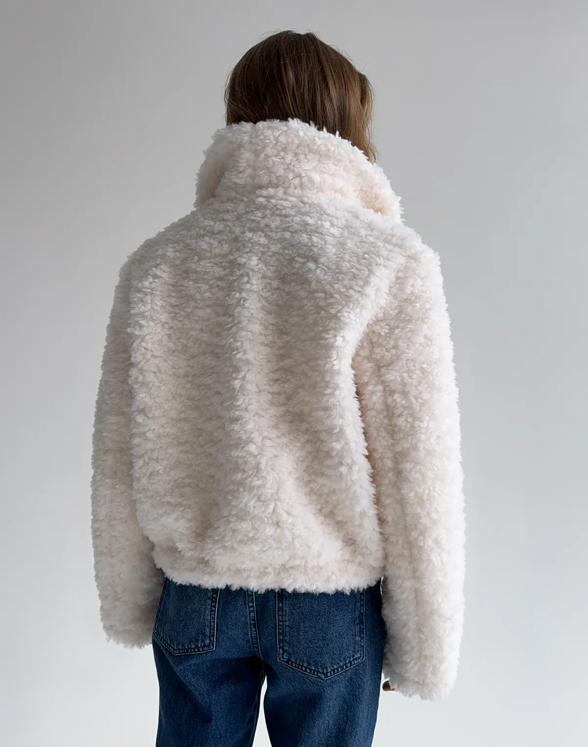 Курточка тедді з натуральної 100% вовни з воротом-стійкою, біла - Фото 2