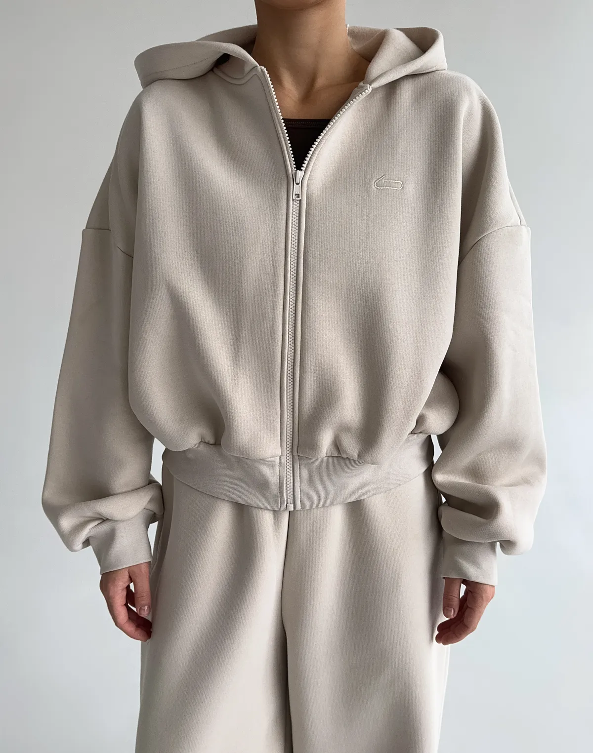 Кофта з капюшоном на блискавці з начосом зимова, пудрова - Фото 1