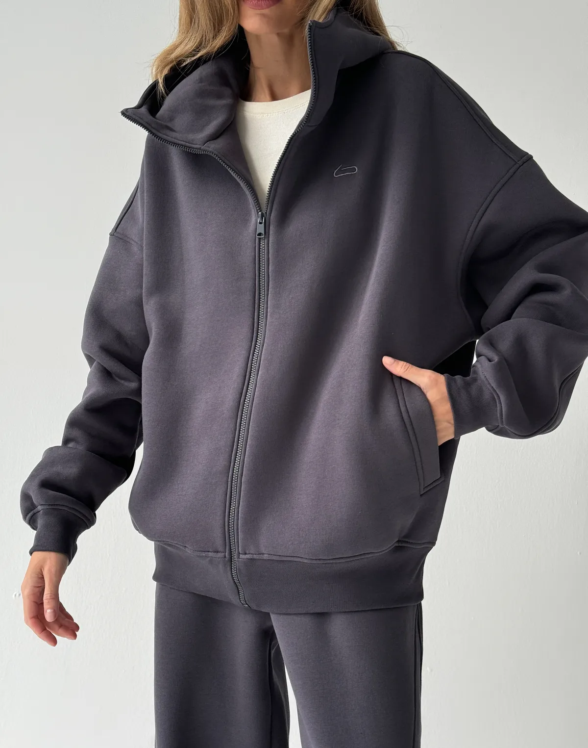 Зіпер з начосом та високим коміром, антрацит - Фото 1