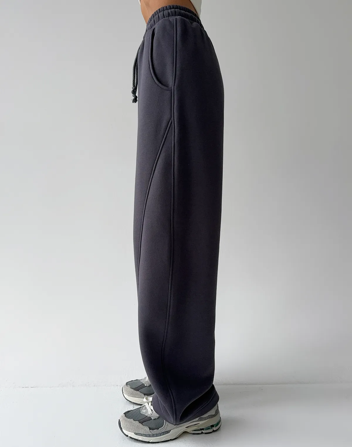 Штани з начосом вільного прямого крою, антрацит - Фото 8